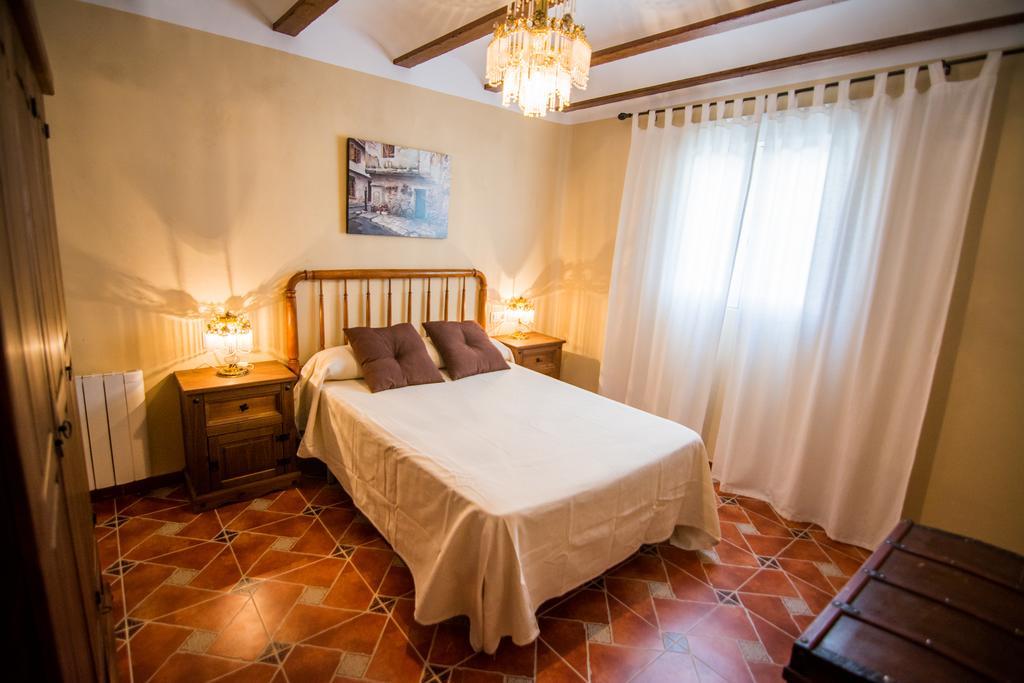Hostal Cortijo Claudia Taberno Exterior foto