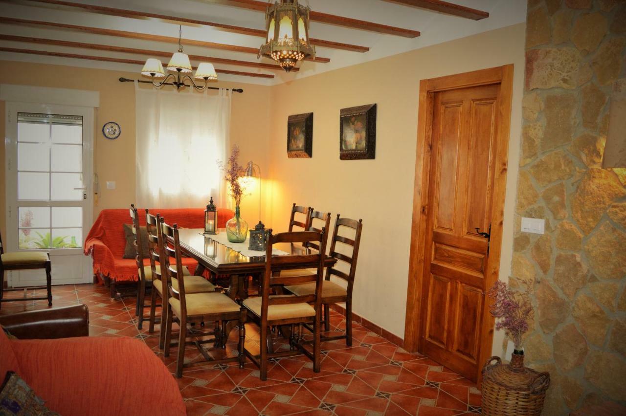 Hostal Cortijo Claudia Taberno Exterior foto